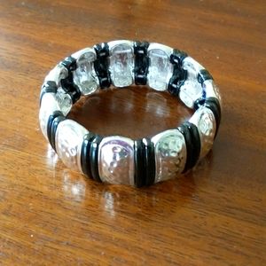 Hammered Silver and Black Stretch Bracelet
